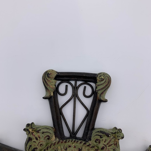 12” Decorative Cross With A Decorative Medallion Made Of Resin - Picture 6 of 12